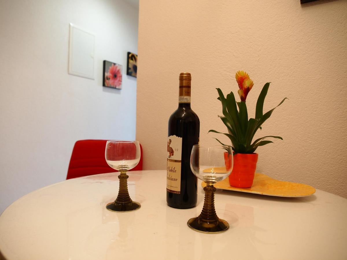 Apartmani Diana Makarska Eksteriør bilde