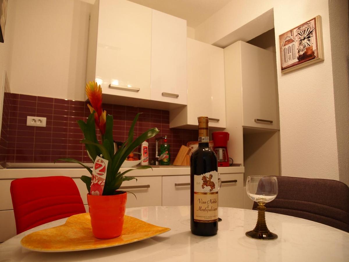 Apartmani Diana Makarska Eksteriør bilde